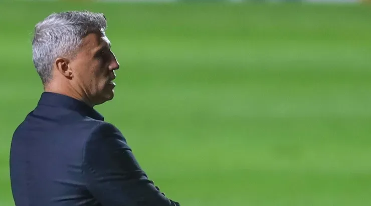 O comentarista não aprovou a nova função de Reinaldo. (Foto: Marcello Zambrana/AGIF)