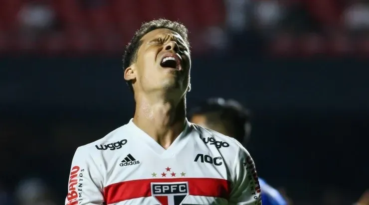 Hernanes perdeu espaço com Crespo. (Foto: Marcello Zambrana/AGIF)