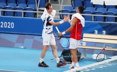Djokovic e Murray treinando no Japão