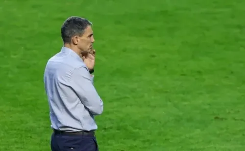 Vojvoda, técnico do Fortaleza. (Foto: Marcello Zambrana/AGIF)