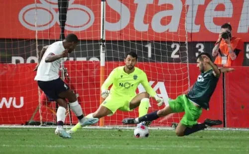 *Renan Ribeiro (Foto: Al Bello/Getty Images USA)