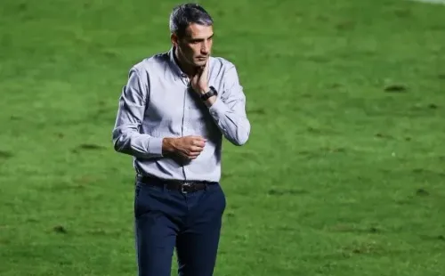 Juan Pablo Vojvoda vem sendo a sensação entre os técnicos na Série A em 2021 (Foto: Alexandre Schneider/Getty Images Brazil)