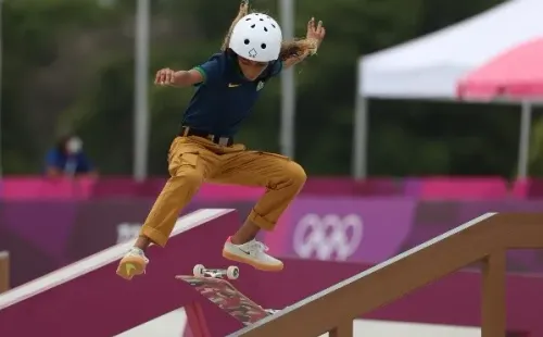 Rayssa Leal, a 'Fadinha', do skate street, chega a Imperatriz, seu cidade Natal e desfila com a medalha olímpica. (Foto: Getty Images)