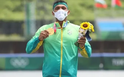 Isaquias Queiroz foi ouro na canoagem nos Jogos Olímpicos. (Foto: Getty Images)