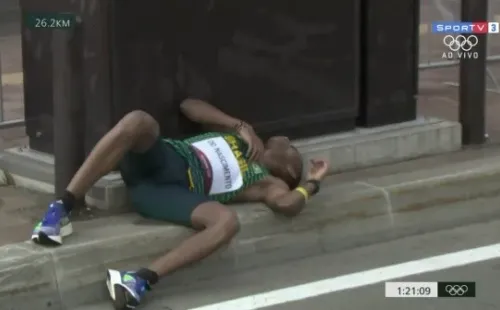 Daniel do Nascimento cai após se sentir mal