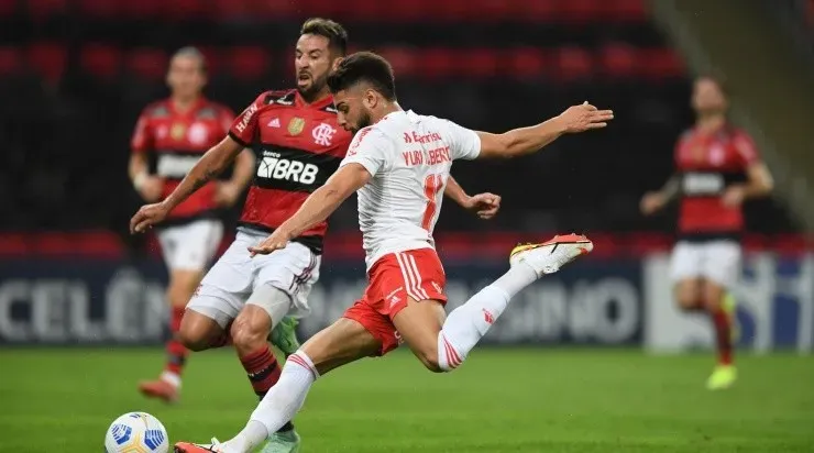Atacante marcou 3 vezes diante do Flamengo no Maracanã Yuri Alberto: em alta no Colorado (Foto: Ricardo Duarte/Internacional/Divulgação)