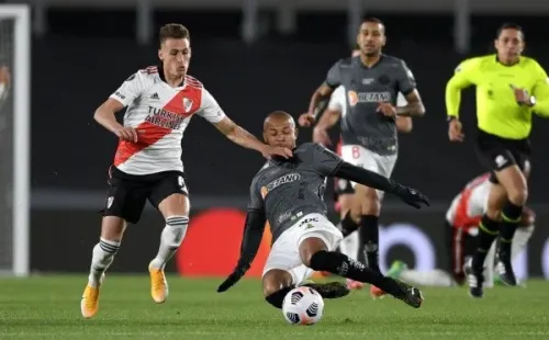 Atlético-MG em campo contra o River Plate. (Foto: Getty Images)