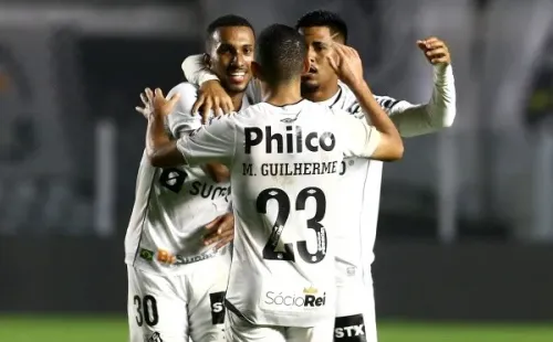 Santos comemorando gol. (Foto: Getty Images)