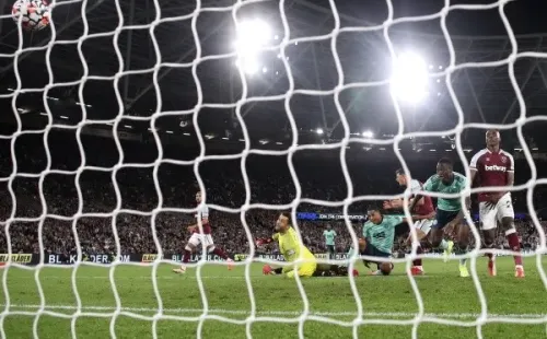 Premier League não irá liberar cerca de 60 jogadores convocados para a próxima data Fifa. (Foto: Getty Images)