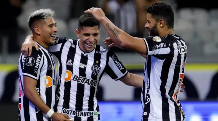 Jogadores do Atlético-MG comemoram gol (Foto: Getty Images)
