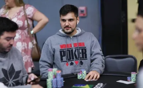 Thiago Grigoletti forrou em duas edições do Bounty Builder (Foto: Carlos Montei/Divulgação BSOP_