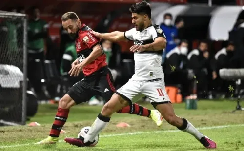 Sem resposta por caso de racismo, Flamengo cobra Conmebol. (Foto: Getty Images)