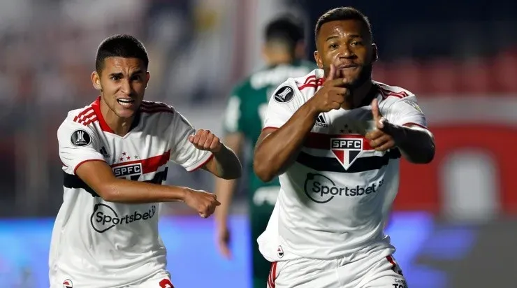 Comemoração dos jogadores do São Paulo (Foto: Getty Images)