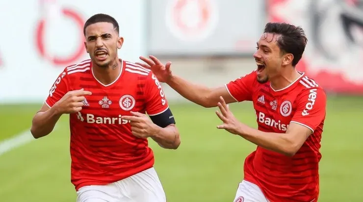 Melhor momento do atacante no Colorado foi, justamente, com Coudet (Foto: Pedro H. Tesch/AGIF)