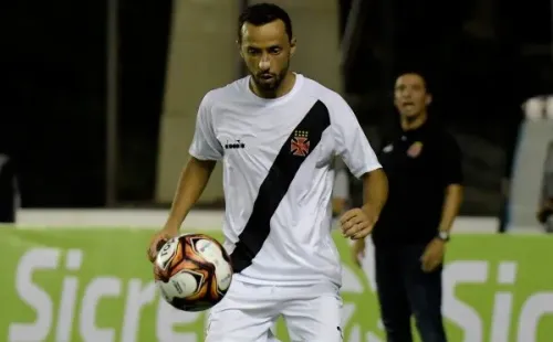 O meia passou por São Januário de 2015 a 2018