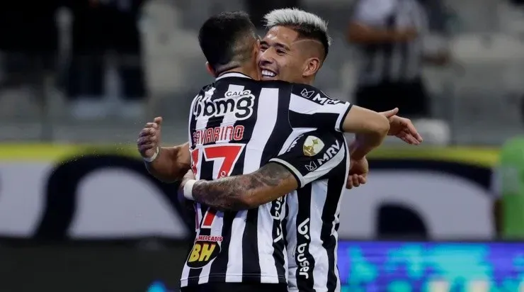 Jogadores do Atlético-MG comemoram gol (Foto: Getty Images)