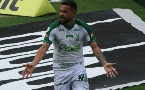 América-MG em campo. (Foto: Fernando Moreno/AGIF)