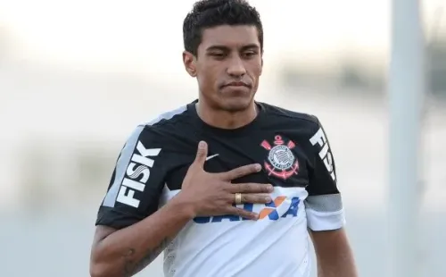 Volante de 33 anos estaria apalavrado para ganhar R$ 800 mil e R$ 1 milhão mensais em 2022 e 2023 (Foto:Mauro Horita/AGIF)