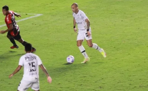 Diego Tardelli volta a ser relacionado após emboscada da torcida