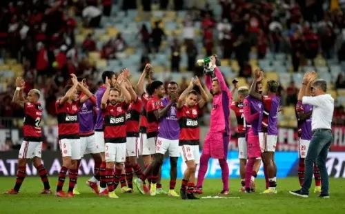 Flamengo agradecendo a torcida. (Foto: Getty Images)