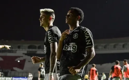 Riquelme deu o cruzamento para o gol de Morato