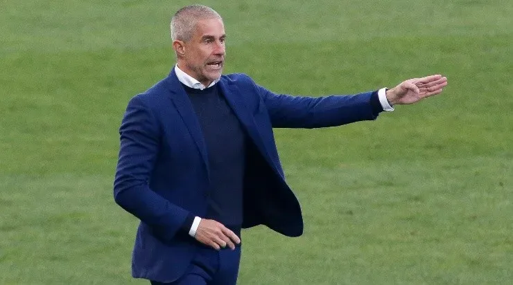 Sylvinho, treinador do Corinthians (Foto: Getty Images)