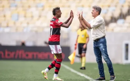 Bruno Henrique marcou o segundo gol da partida | Crédito: Thiago Ribeiro/AGIF