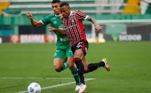 Chapecoense em campo. (Foto: Dinho Zanotto/AGIF)