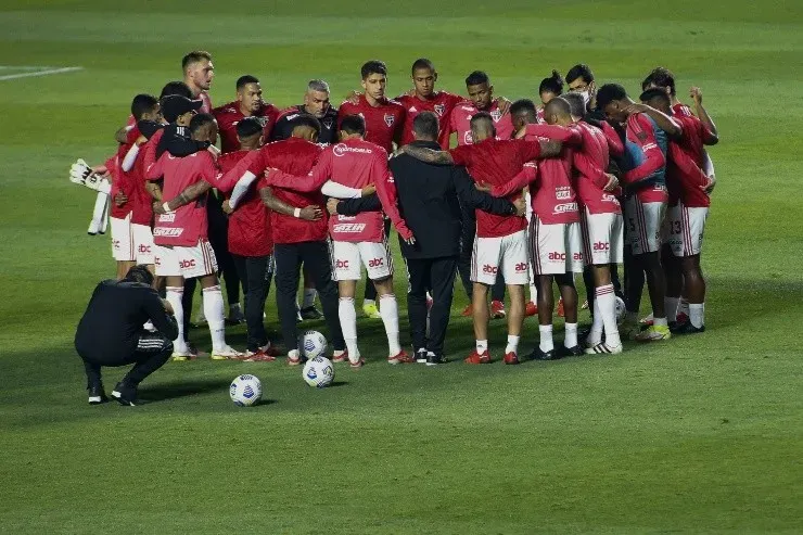 Jogadores do São Paulo, no Morumbi. (Foto: Getty Images)