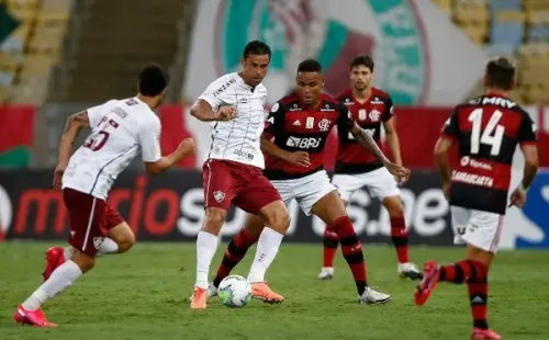 RIO DE JANEIRO, BRAZIL - JANUARY 06: Fred of Fluminense controls the ball with Natan of Flamengo during a match between Flamengo and Fluminense as part of 2020 Brasileirao Series A at Maracana Stadium on January 6, 2021 in Rio de Janeiro, Brazil. (Photo by Wagner Meier/Getty Images) *** Local Caption *** Fred ; Natan-Not Released (NR)