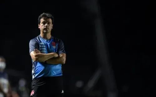 Fernando Diniz terá que adminstrar elenco por conta da forte sequência
