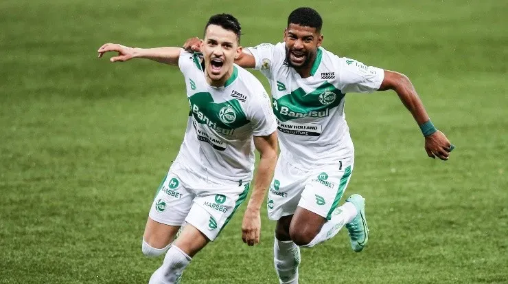 Comemoração dos jogadores do Juventude (Foto: Getty Images)
