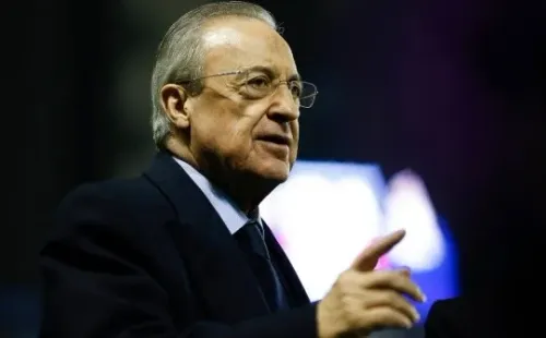 Florentino Pérez está disposto a abrir os cofres para contratar Antonio Rudiger, do Chelsea (Foto: Getty Images)