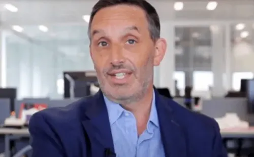 Joseph DaGrosa está negociando a compra do América-MG