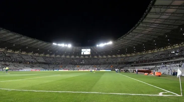 Torcedores poderão ocupar 50% da capacidade do Mineirão (Foto: Getty Images)