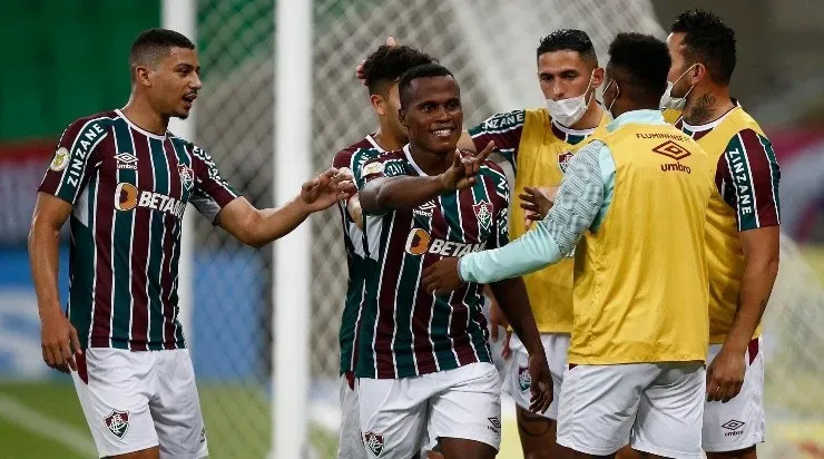 Jogadores do Fluminense comemoram gol (Foto: Getty Images)
