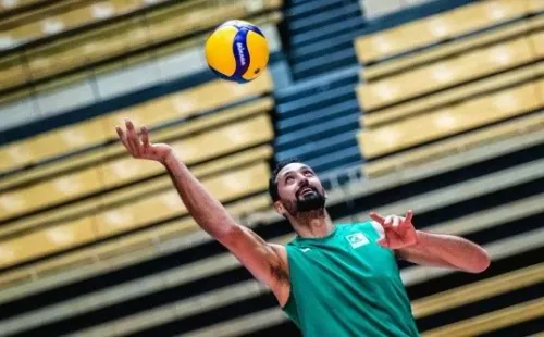 15.07.2021 - Jogos Oímpicos Tóquio 2020 - Treino da equipe masculina de volei do Time Brasil. Na foto destaque para o atleta Maurício Souza. Foto: Míriam Jeske/COB