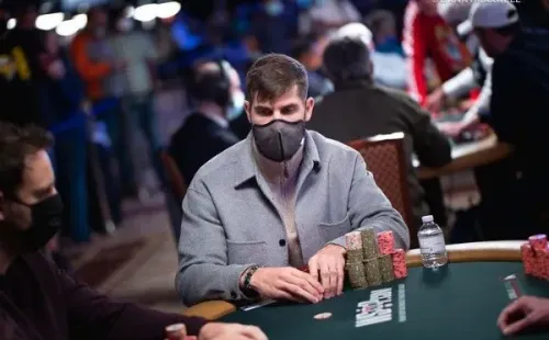 Matas Cimbolas (Foto: Danny Maxwell/PokerNews)