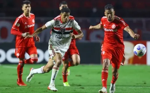 Gabriel Sara foi o destaque da partida