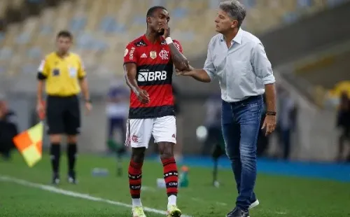 Foto:Wagner Meier/Getty Images | Jogadores reclamam dos treinos de Renato Gaúcho no Flamengo