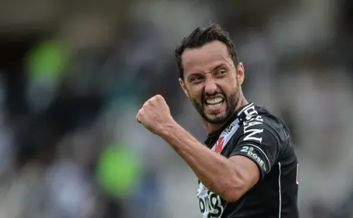 Nenê cumpriu suspensão contra o CSA, mas volta contra o Guarani