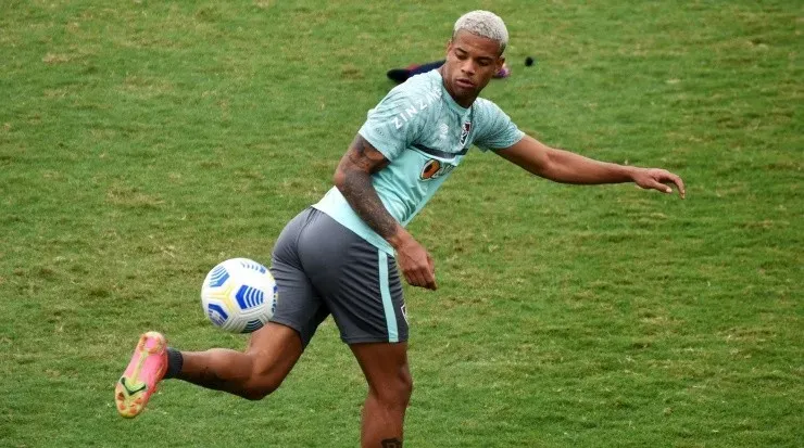 Torcida do Fluminense também quer a saída de Caio Paulista do time titular. Foto: Maílson Santana/ Fluminense