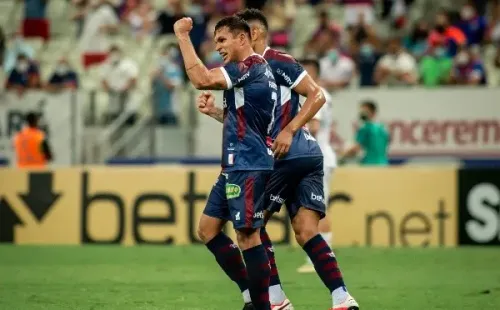 Fortaleza em campo. (Foto: Pedro Chaves/AGIF)