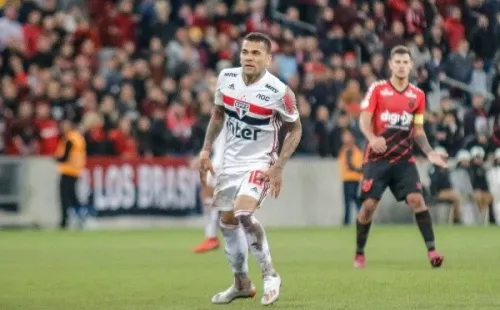 Daniel Alves e Athletico-PR estão perto de anunciar parceria