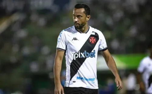 Nenê em campo pelo Vasco. (Foto: Diogo Reis/AGIF)