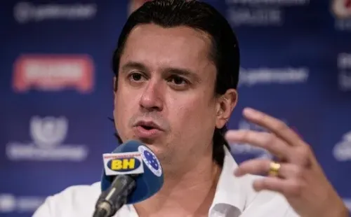 Pronunciamento do presidente, na Toca da Raposa 2, em Belo Horizonte. Foto: Gustavo Aleixo/Cruzeiro IMPORTANTE: Imagem destinada a uso institucional e divulgacão, seu uso comercial está vetado incondicionalmente por seu autor e o Cruzeiro Esporte Clube. IMPORTANT: image intended for institutional use and distribution. Commercial use is prohibited unconditionally by its author and Cruzeiro Esporte Clube.