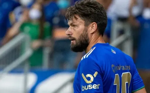 Sóbis em campo. (Foto: Alessandra Torres/AGIF)