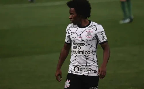 Foto: Ettore Chiereguini/AGIF – Willian não atua há quase um mês