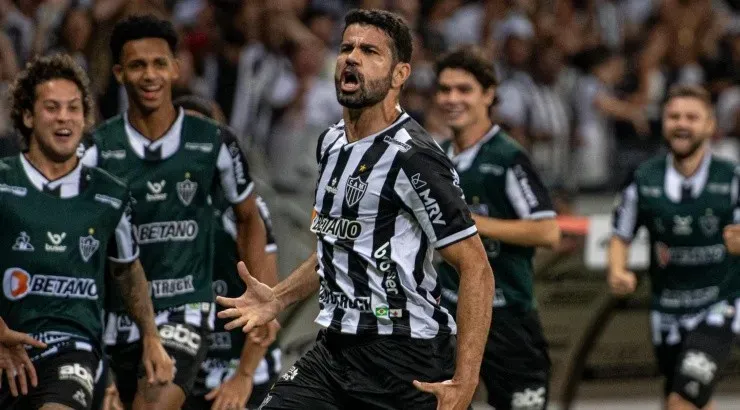 Foto: Alessandra Torres/AGIF - Atacante elogiou a torcida do Galo.