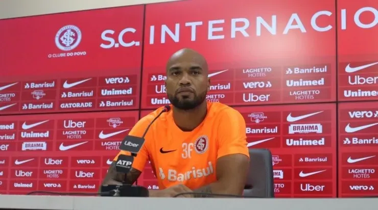 Foto: Ricardo Duarte/Inter/Divulgação - Moledo: se recupera de lesão no joelho